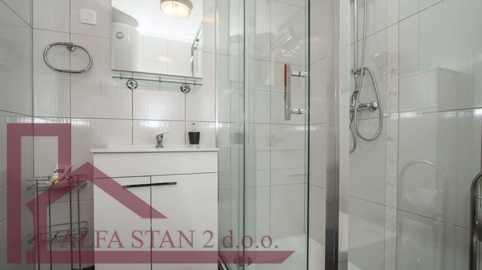 Split&comma; Zenta&comma; dvosoban stan za najam do 20&period;05&period;2026