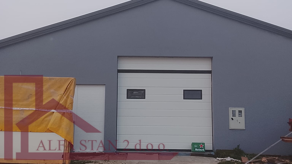 Commercial Property&comma; 517 m2&comma; For Rent&comma; Seget Gornji