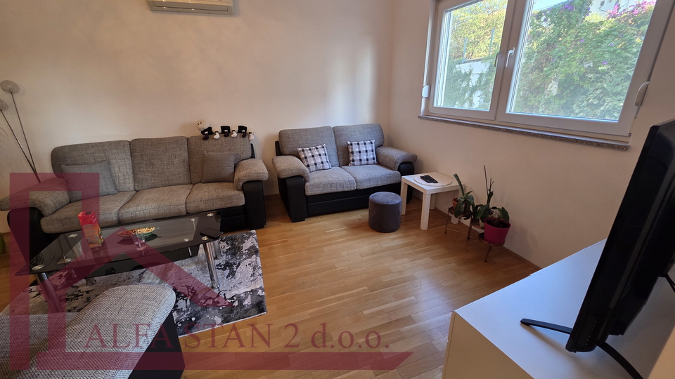 Appartamento&comma; 70 m2&comma; Vendita&comma; Podstrana