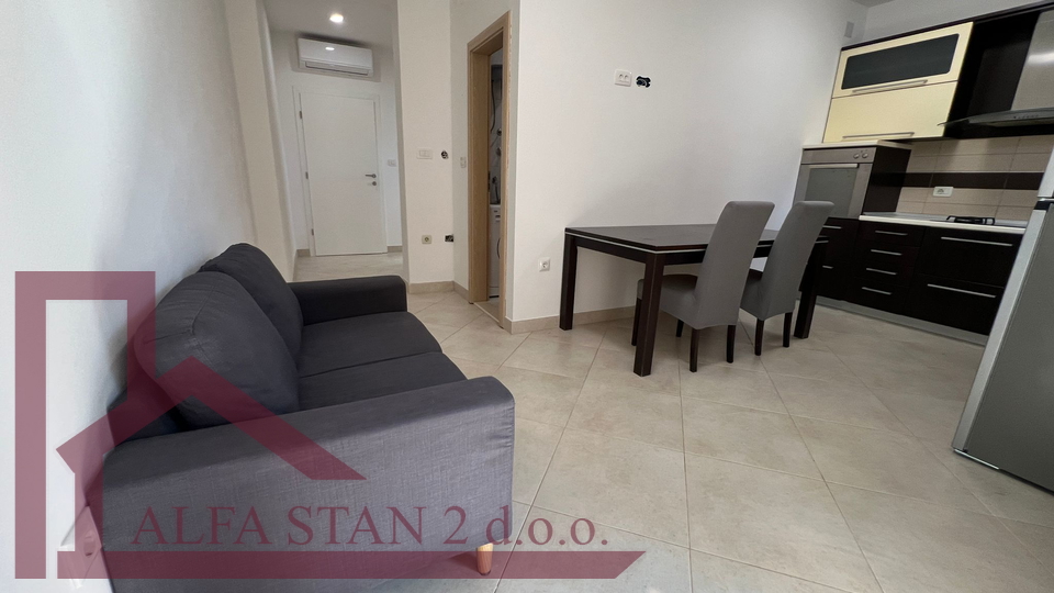 Appartamento, 53 m2, Affitto, Solin - Japirko