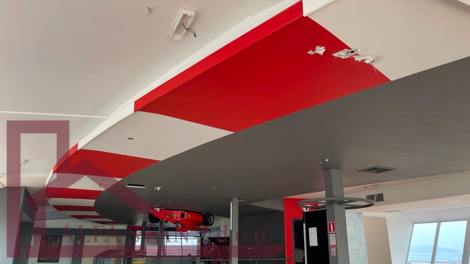 NAJAM POSLOVNOG PROSTORA - PLANO&comma; TROGIR