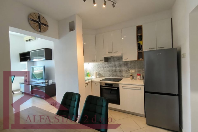 Appartamento, 52 m2, Affitto, Split - Skalice
