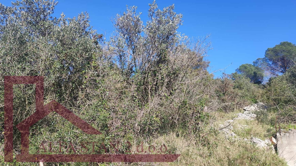 Gra&dstrok;evinsko zemlji&scaron;te&comma; Mavar&ccaron;ica&comma;250m do mora