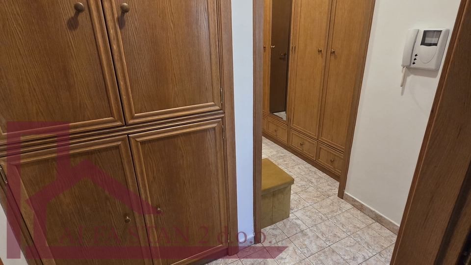 Split&comma; Firule&comma; Jednosoban stan za dugoro&ccaron;ni najam