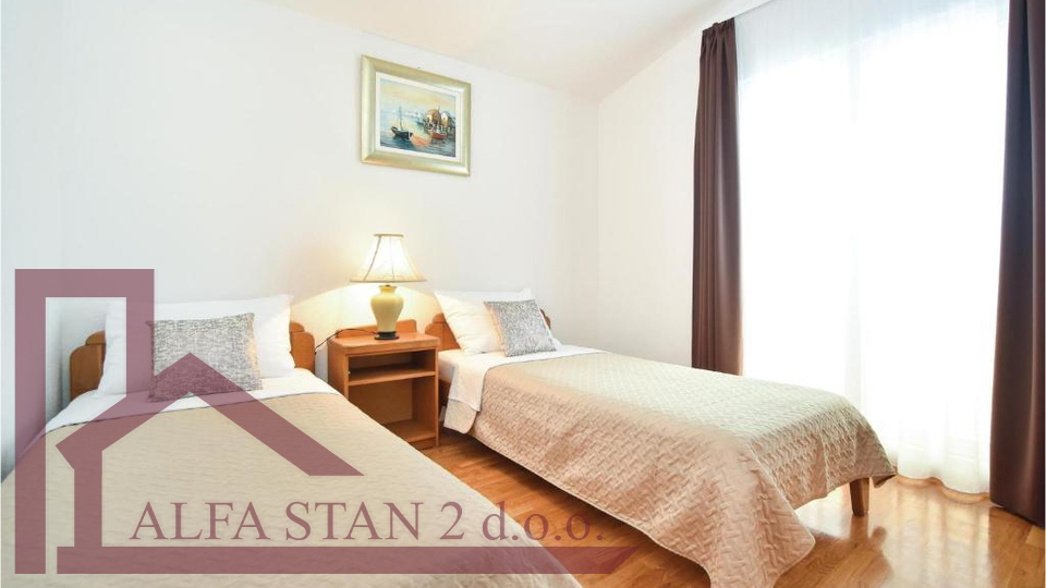 Haus, 522 m2, Verkauf, Podstrana