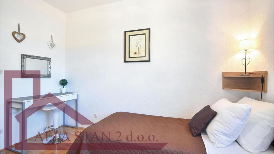Haus, 522 m2, Verkauf, Podstrana