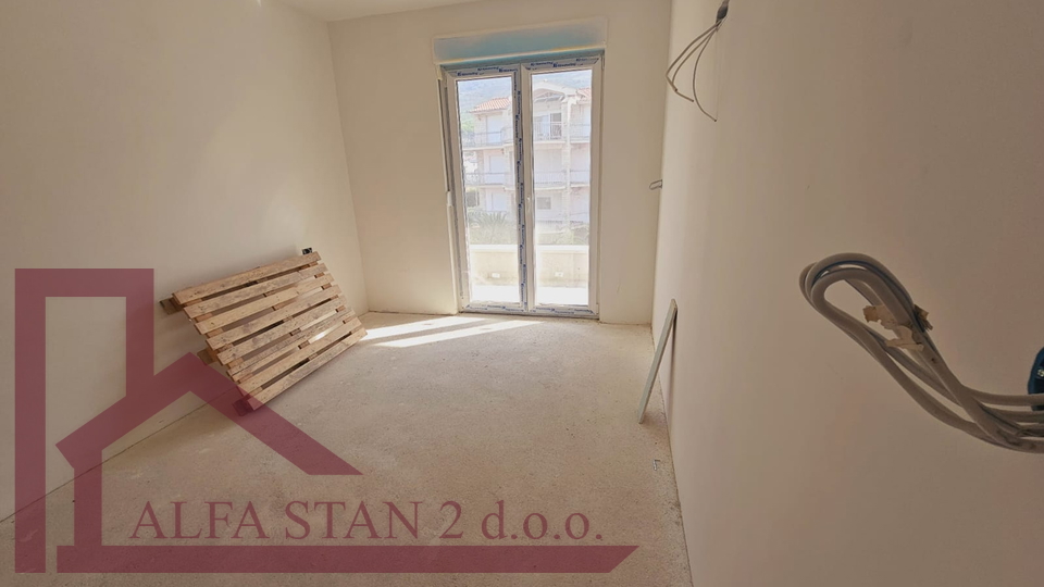 Podstrana, Strožanac, trosoban stan +DB za prodaju 350 510 €