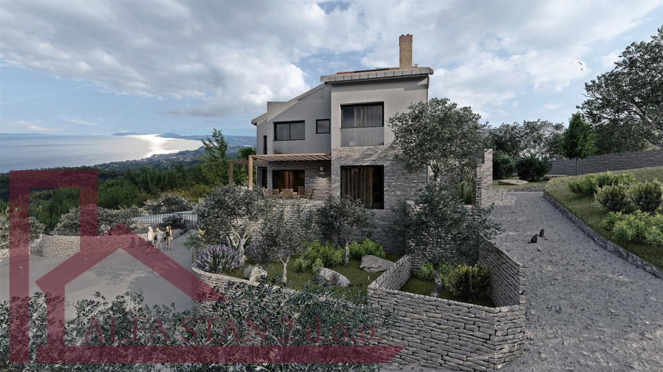 Terreno con vista aperta per la costruzione di una villa, spese comunali pagate e cantiere registrato.