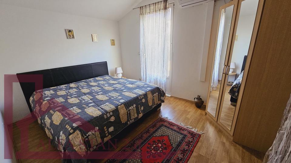 Haus&comma; 174 m2&comma; Verkauf&comma; &Zcaron;rnovnica