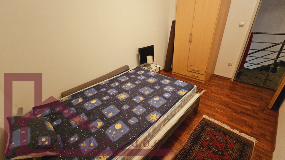 Casa, 174 m2, Vendita, Žrnovnica