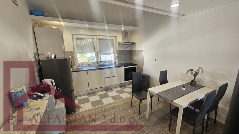 Solin, Ninčevići, newly built two-bedroom apartment with furniture