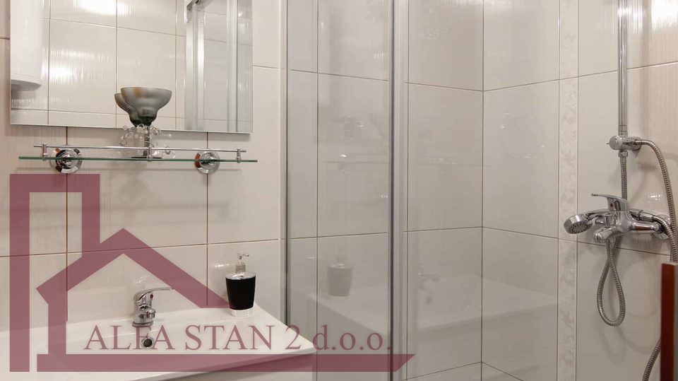 Split&comma; Zenta&comma; dvosoban stan za najam do 20&period;05&period;2026