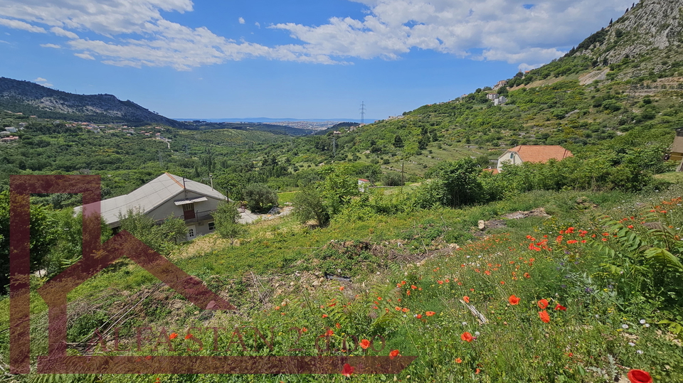 Baugrundst&uuml;ck mit offenem Blick auf Split