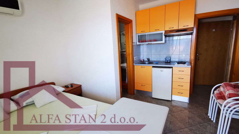 A beautiful apartment building with a view of the sea - Ideal for tourist business&excl;