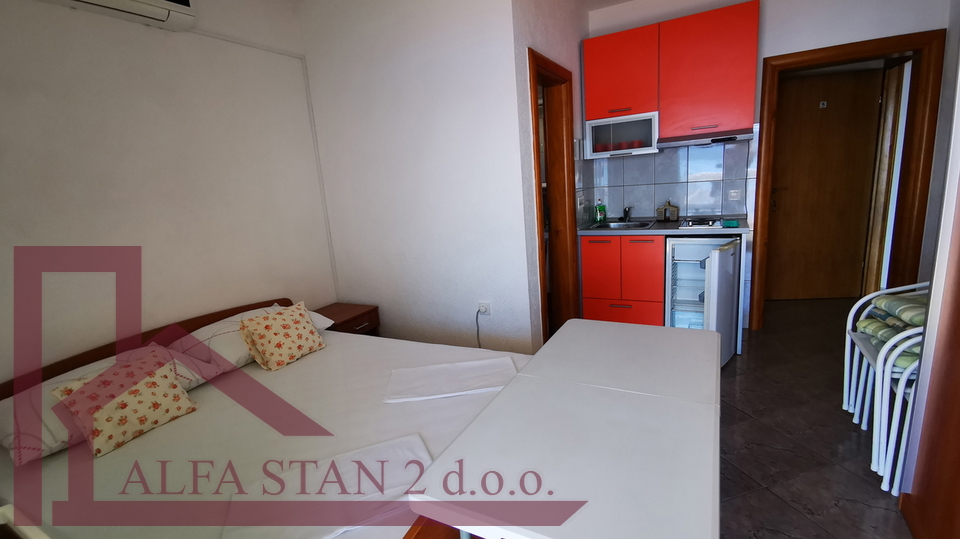 A beautiful apartment building with a view of the sea - Ideal for tourist business&excl;