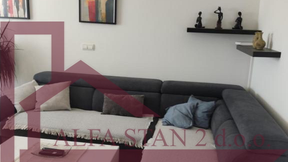 APARTMENT FOR SALE &ndash; MI&Scaron;EVAC NEAR TROGIR &vert; SEA VIEW &vert; 250 m FROM THE BEACH
