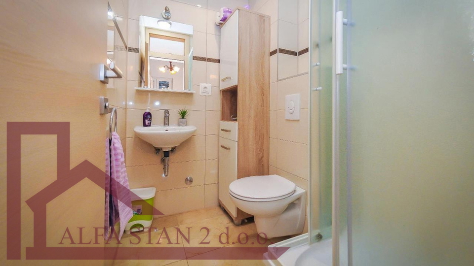 Wohnung, 72 m2, Vermietung, Podstrana - Strožanac