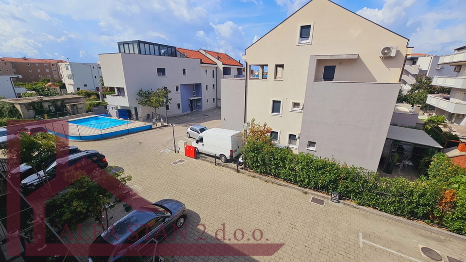Wohnung, 72 m2, Vermietung, Podstrana - Strožanac