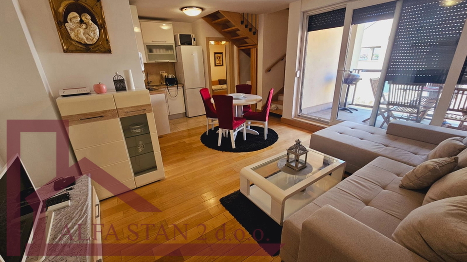Wohnung, 72 m2, Vermietung, Podstrana - Strožanac