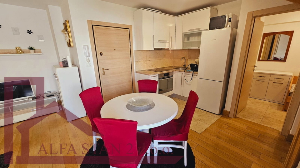 Wohnung, 72 m2, Vermietung, Podstrana - Strožanac
