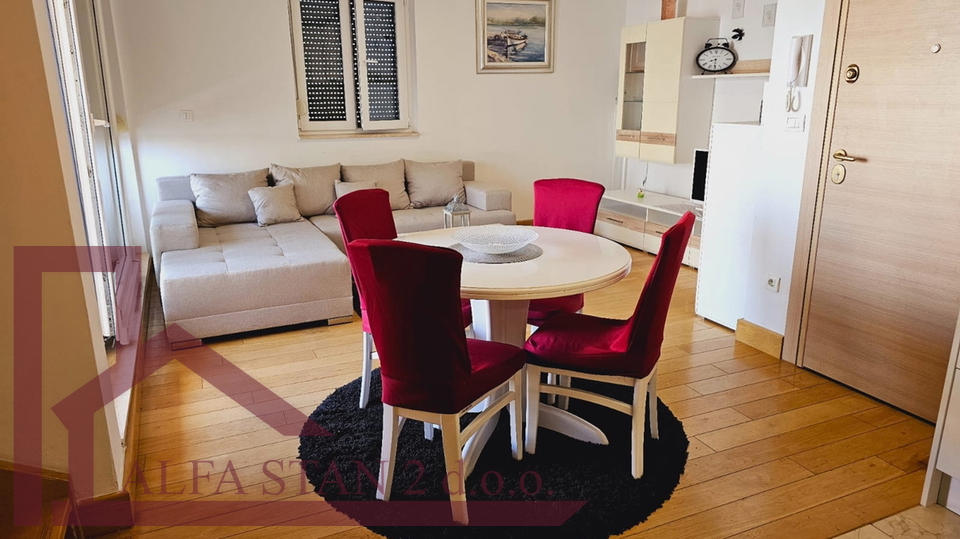 Wohnung, 72 m2, Vermietung, Podstrana - Strožanac