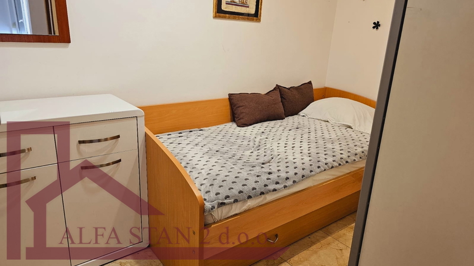 Wohnung, 72 m2, Vermietung, Podstrana - Strožanac