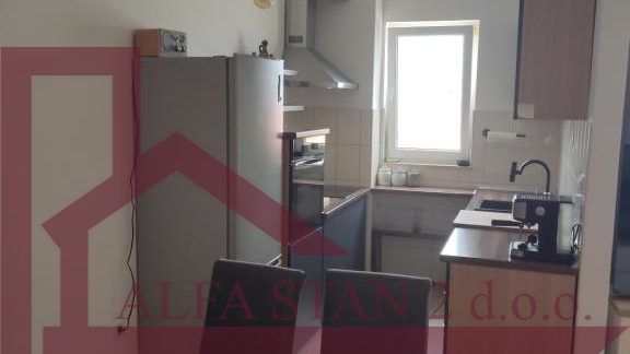 APARTMENT FOR SALE &ndash; MI&Scaron;EVAC NEAR TROGIR &vert; SEA VIEW &vert; 250 m FROM THE BEACH