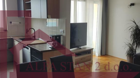 APARTMENT FOR SALE &ndash; MI&Scaron;EVAC NEAR TROGIR &vert; SEA VIEW &vert; 250 m FROM THE BEACH