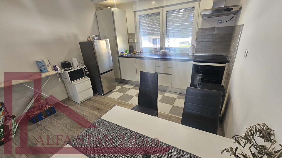 Solin, Ninčevići, newly built two-bedroom apartment with furniture