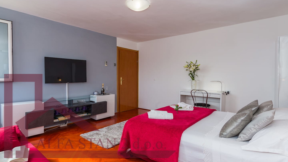 Split&comma; Zenta&comma; dvosoban stan za najam do 20&period;05&period;2026