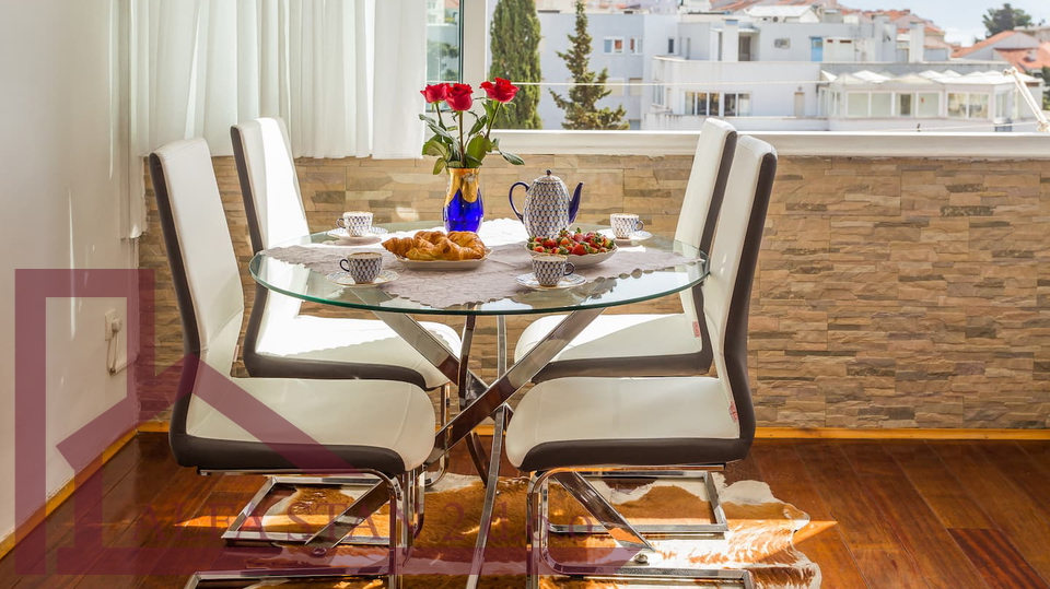 Split&comma; Zenta&comma; dvosoban stan za najam do 20&period;05&period;2026