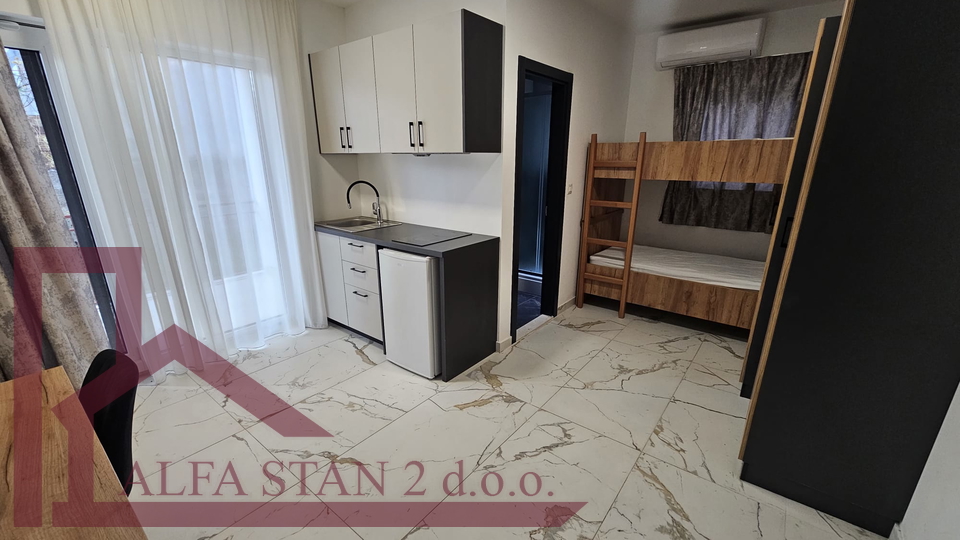 Wohnung, 140 m2, Vermietung, Split - Stobreč