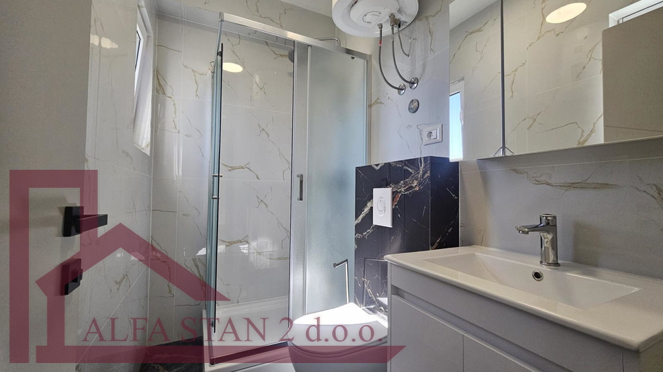 Wohnung, 140 m2, Vermietung, Split - Stobreč