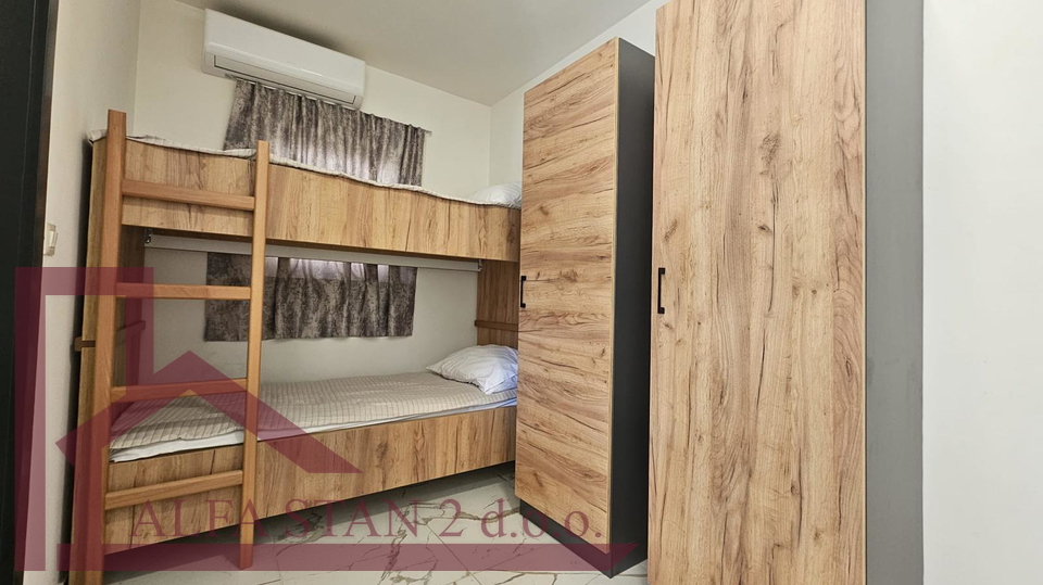 Wohnung, 140 m2, Vermietung, Split - Stobreč