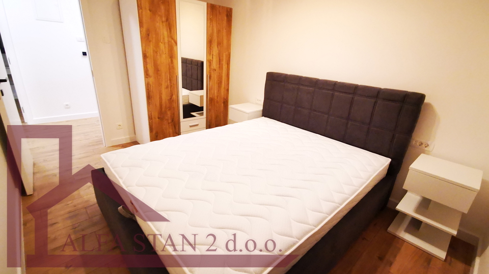 Podstrana, Strožanac, Beautiful newly built two-bedroom apartment for long-term rent