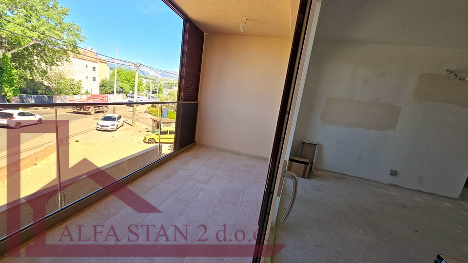 Podstrana, Strožanac, prekrasan trosoban stan u blizini mora