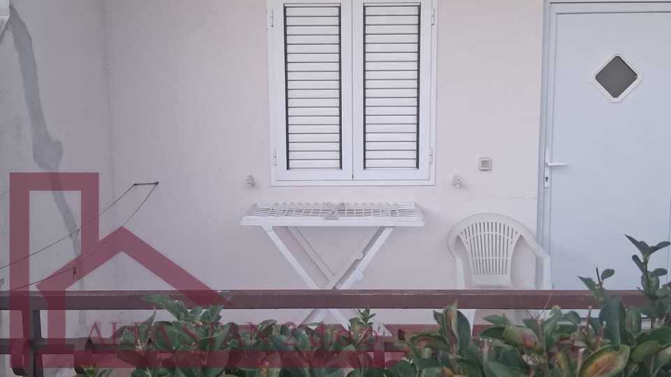 Wohnung, 30 m2, Vermietung, Dračevica