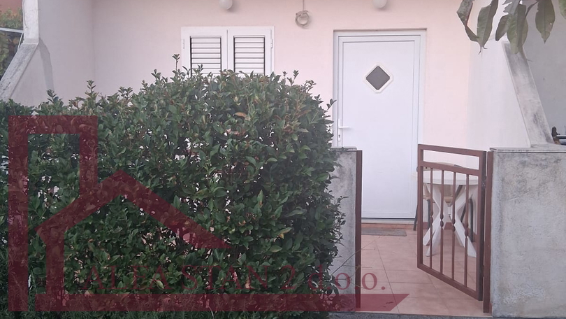 Apartment&comma; 30 m2&comma; For Rent&comma; Dra&ccaron;evica