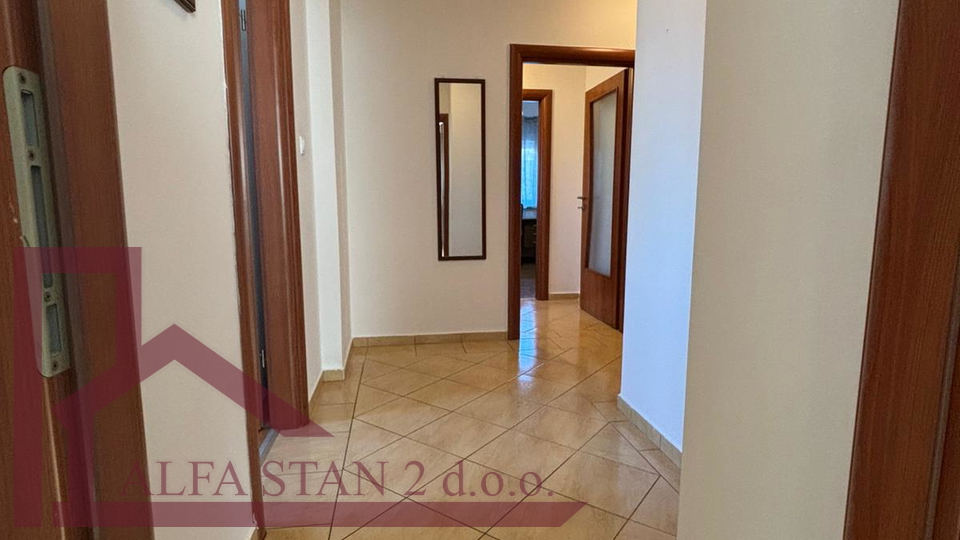 Dugoro&ccaron;an najam stana u Ka&scaron;tel Luk&scaron;i&cacute;u