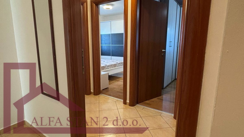 Dugoro&ccaron;an najam stana u Ka&scaron;tel Luk&scaron;i&cacute;u