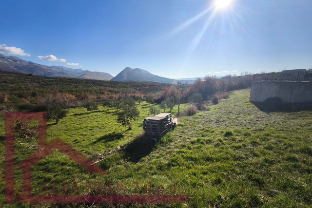 Land, 2474 m2, For Sale, Mravince