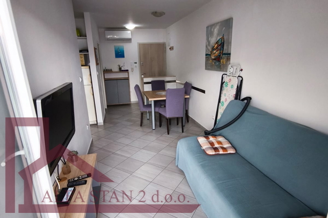 DUGOROČNI NAJAM – JEDNOSOBAN STAN, SPLIT, VISOKA