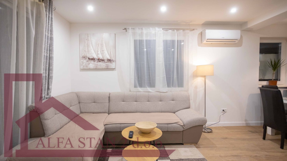 Dugoro&ccaron;an najam stana u &Zcaron;rnovnici