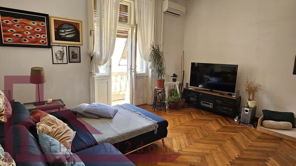 Apartment&comma; 151 m2&comma; For Sale&comma; Split - Grad