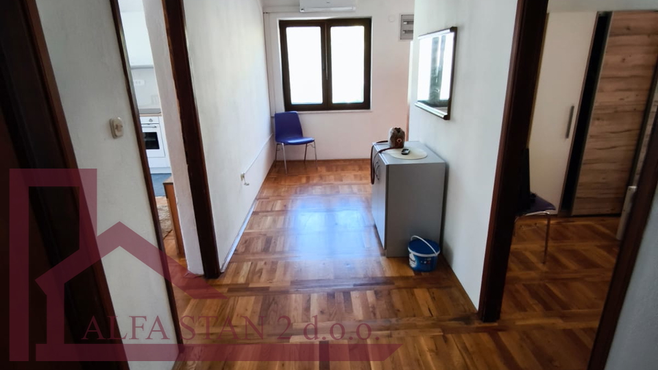 Dugoro&ccaron;an najam &ccaron;etverosobnog stana u &Zcaron;rnovnici za radnike