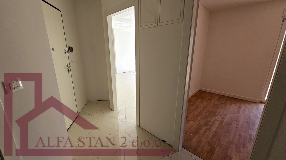 Podstrana, Strožanac, Apartman 2S+DB za prodaju, 223 028 €