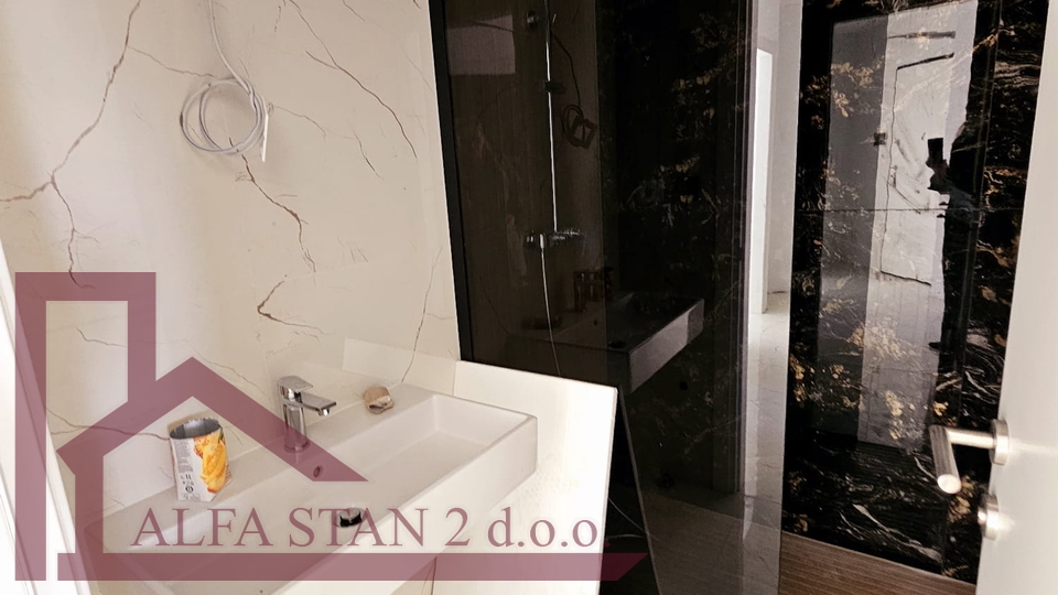 Podstrana, Strožanac, Apartman 2S+DB za prodaju, 223 028 €