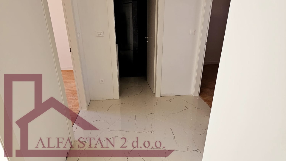 Podstrana, Strožanac, Apartman 2S+DB za prodaju, 223 028 €