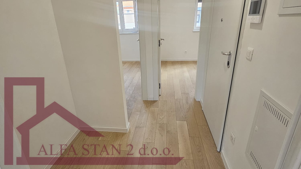 Podstrana, Strožanac, sonnige Zweizimmerwohnung, sofort bezugsfertig