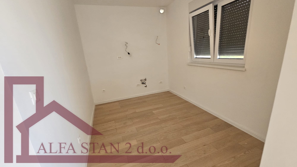 Podstrana, Strožanac, sonnige Zweizimmerwohnung, sofort bezugsfertig